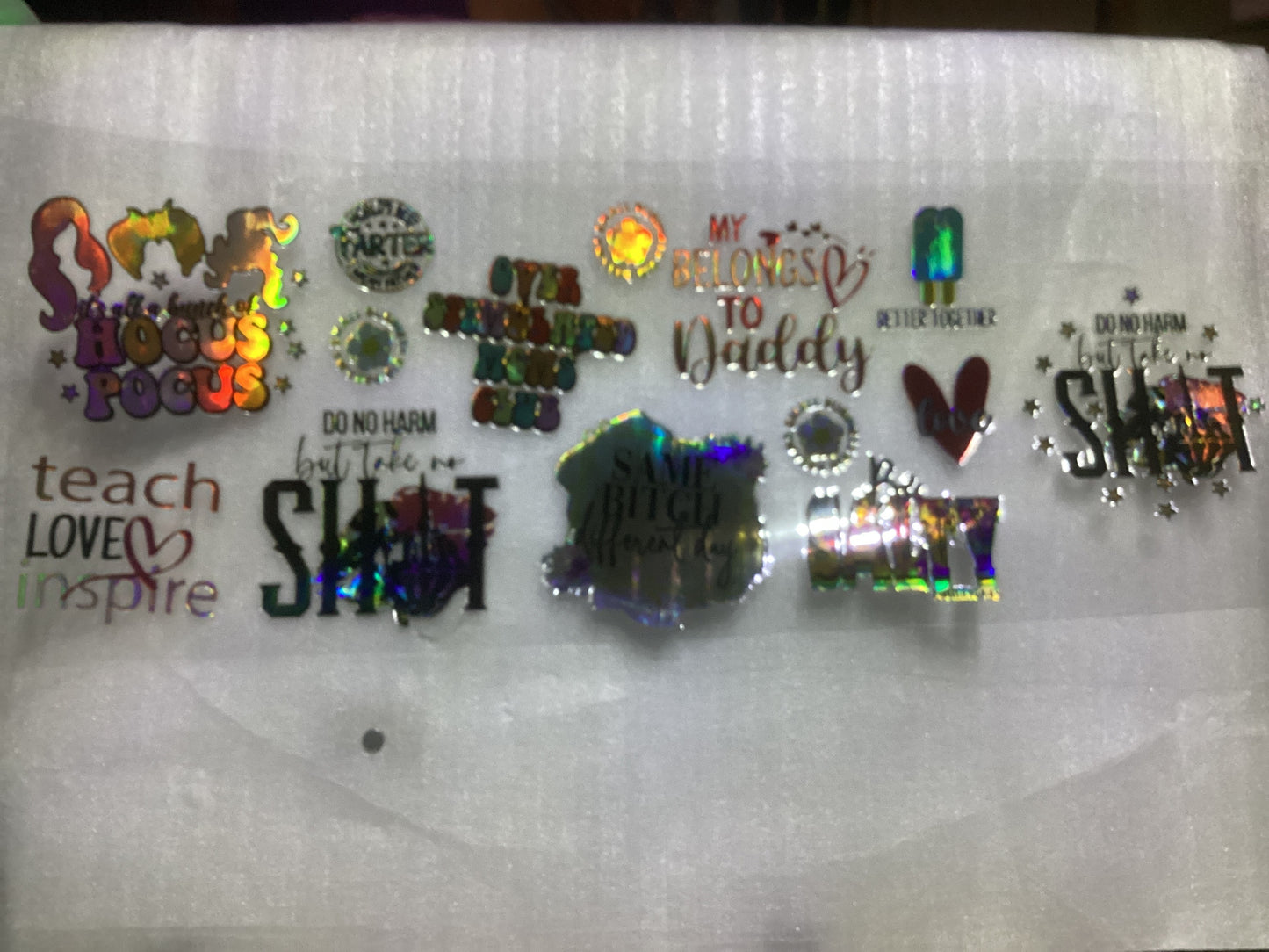 # 968 Holographic w/Lid